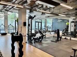 Fitness facility - Luxury 1Bed Sleeps 3 | Gym, Cinema & Workspace | by Wembley Stadium (Wembley)
