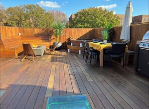 Luokittelematon kuva, 5 kautta 13, painike