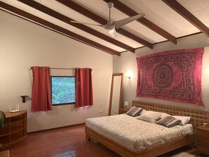 WiFi, bed sheets - Nice 1-bedroom house sorounded by nature in Puerto Viejo de Talamanca (Puerto Viejo de Talamanca)