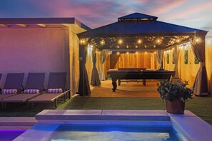 Outdoor spa tub - Grand North LV Escape w/ Pool, Spa, Arcade & Games! (North Las Vegas)
