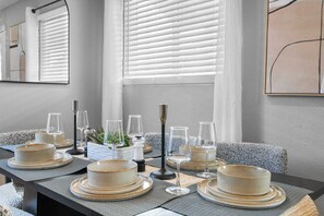 Dining - Modern 5BR Haven w/ Pool, Hot Tub, & Pool Table! (North Las Vegas)