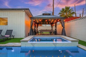 Pool - 7BR All-Star Retreat w/ Pool, Mini Golf & More! (North Las Vegas)