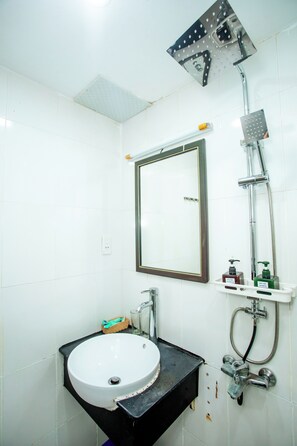 슈피리어 더블룸, 시내 전망 | 욕실