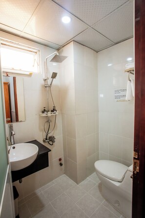 Superior dubbelrum - utsikt mot staden | Badrum