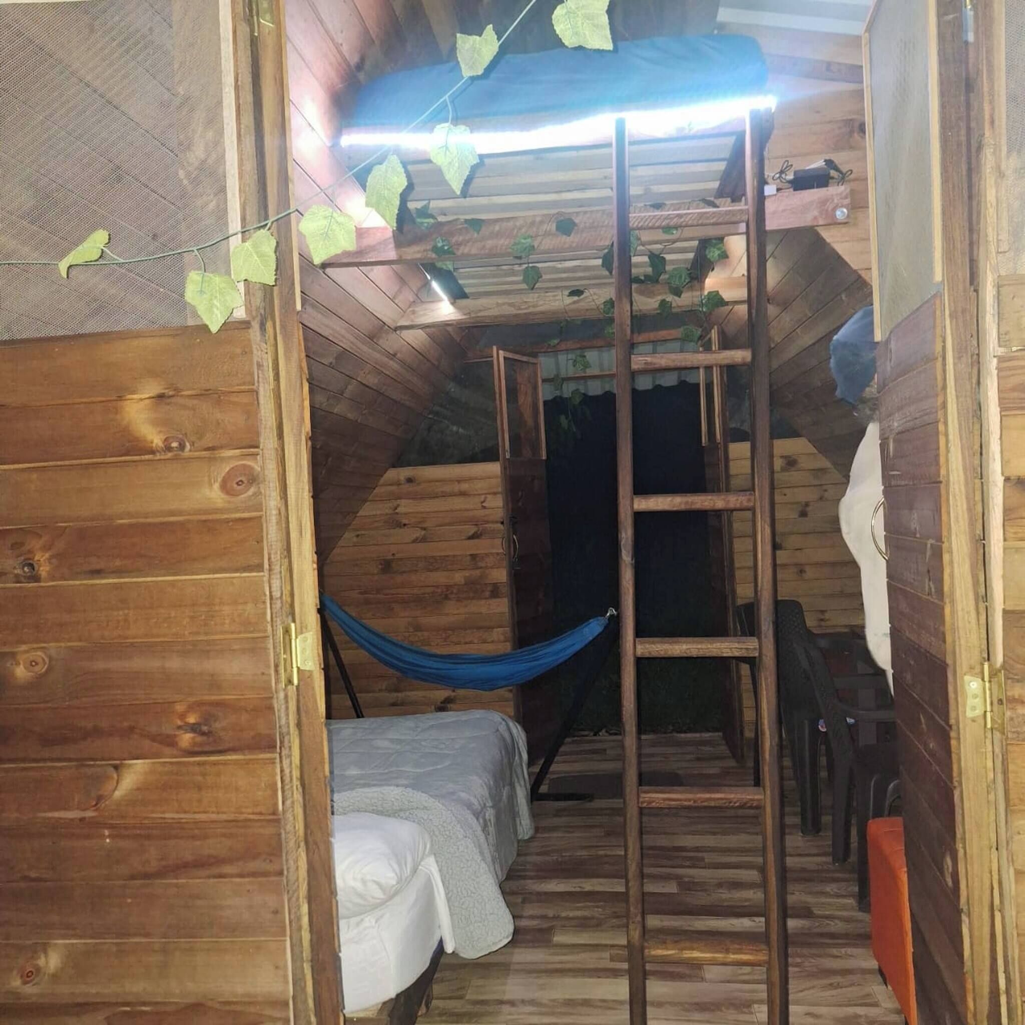 Cabin, 3 Bedrooms, Smoking, Balcony | 3 bedrooms