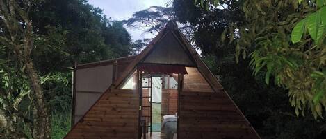 Cabin, 3 Bedrooms, Smoking, Balcony | 3 bedrooms