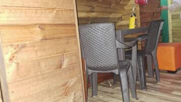 Cabin, 3 Bedrooms, Smoking, Balcony | Dining