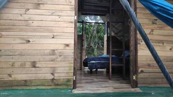 Cabin, 3 Bedrooms, Smoking, Balcony | Property grounds