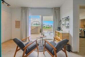 Deluxe Apartment, 2 Bedrooms, Partial Sea View | Interior