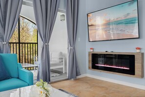 TV, offices - Chic Disney Escape,Near Parks,Modern Design,MP58 (Orlando)
