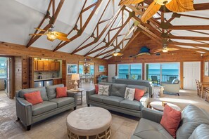 Smart TV, ping pong, books - Oceanfront Home w/ Dock, Kayak & Beach Area (Cudjoe Key)