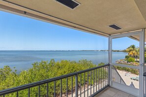 Property grounds - Oceanfront Home w/ Dock, Kayak & Beach Area (Cudjoe Key)