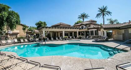 Heated Pools, King Bed, Fast Wi-Fi – Gated East Mesa 2BR Condo with Balcony