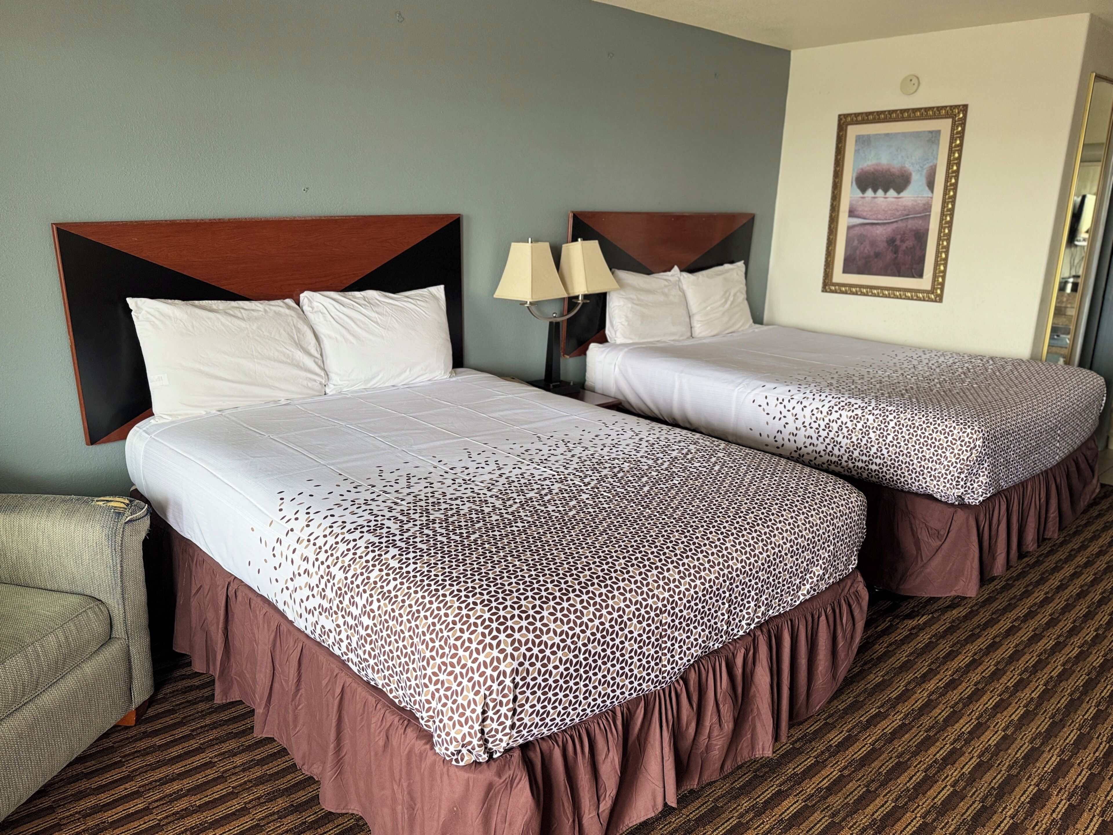 Double Room | Desk, laptop workspace, blackout drapes, iron/ironing board