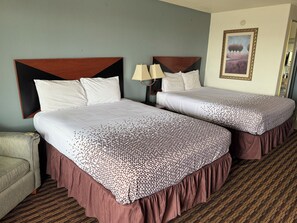 Double Room | Desk, laptop workspace, blackout drapes, iron/ironing board - Budget Host Inn (Salina)