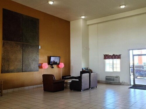 Budget Host Inn