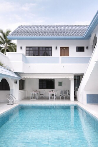 Plana Hotel Pattaya