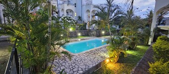 Spacious 3-bedroom apartment in Palm Green Villa, Grand Baie with AC