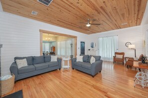 リビング エリア