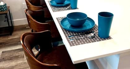 Resort 1BR Oasis Pool Spa Gym Reno Getaway