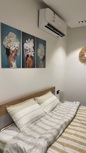 1 bedroom, iron/ironing board, free WiFi