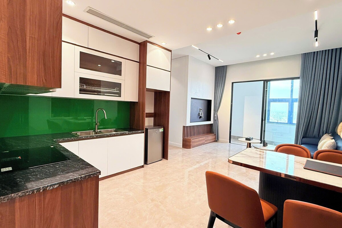 Luxury Double Room | In-room safe, laptop workspace, blackout drapes, iron/ironing board
