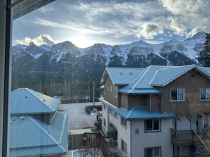 Exterior - Banff Boundary Lodge Mountain View 2Brms Townhouse (Harvie Heights)