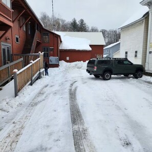 Property grounds - Cozy Retreat - Unit 2 - Close to Smuggs, Stowe, Jay (Johnson)