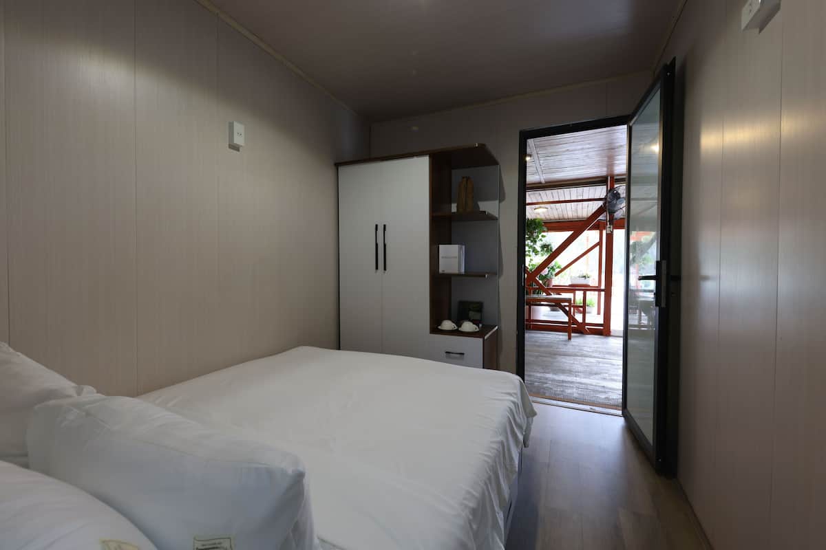 Habitación doble panorámica, 1 cama Queen size, para no fumadores, vista al mar