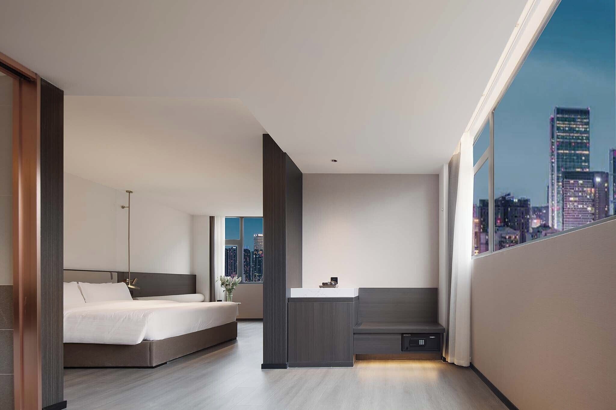 ラグジュアリー ダブルルーム シティビュー