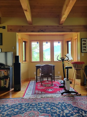 Interior - ECO-GARDEN Nibble on berries and put a flower in your hair (Central Kootenay E)