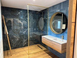 Serviettes fournies