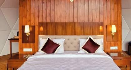 Lush Green Kodai by Arcadia