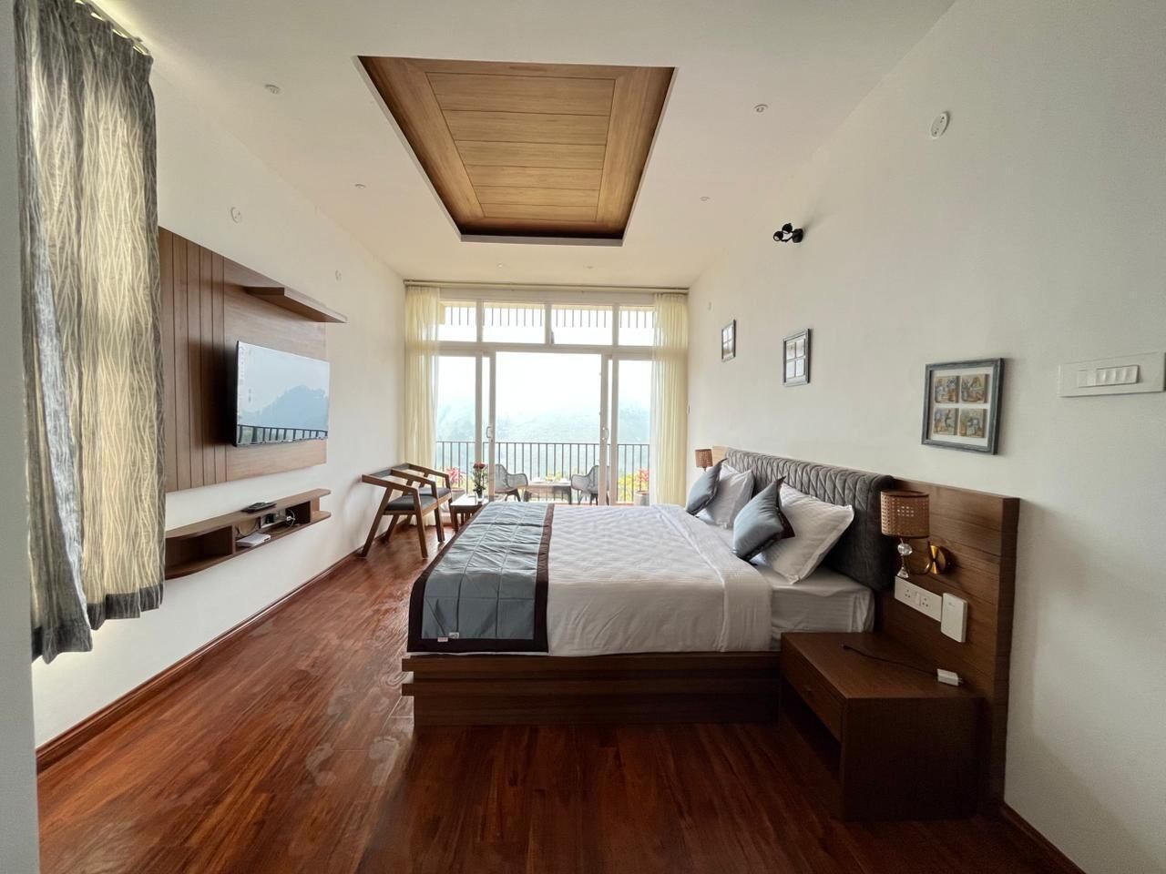 Villa familiare, balcone, vista valle