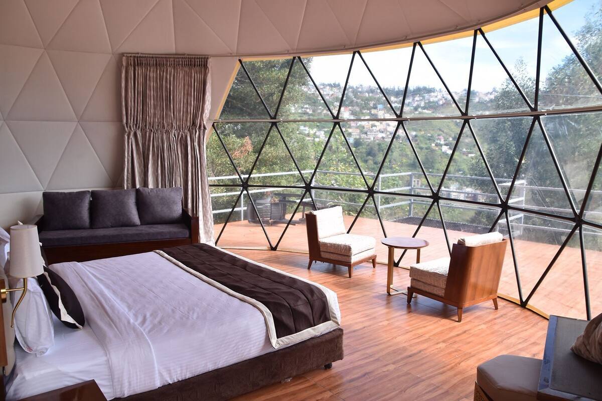 Studio có thiết kế đặc trưng, khu vực vườn