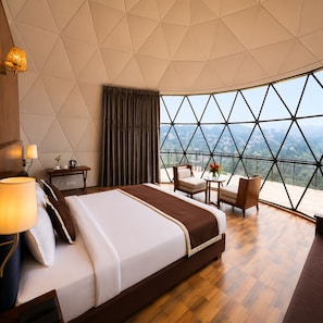 Desk, free WiFi, bed sheets - Lush Green Kodai by Arcadia (Kodaikanal)