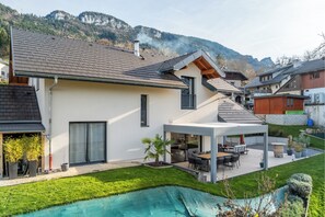 Exterior - Renting a modern house (Saint-Eustache)