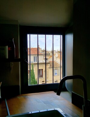 Interior - Village Townhouse in the middle of St Remy Provence. (Saint-Rémy-de-Provence)