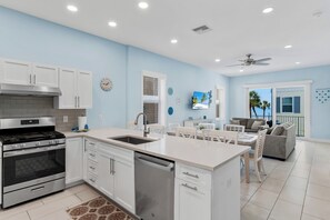 Premier Apartment, 4 Bedrooms, Beachside | Private kitchen - Sea Breeze IRB Complex (Indian Shores)