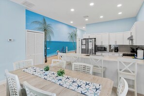 Apartamento premier, 4 quartos, ao lado da praia | Opções para refeição