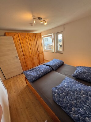 1 bedroom, free WiFi, bed sheets - Apartment on the edge of the Black Forest (Grafenau)