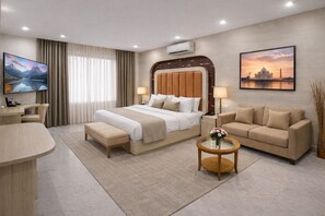 In-room safe, iron/ironing board, free WiFi, wheelchair access - Hotel Paragon Suites (New Delhi)