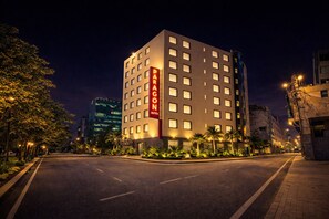 Fachada de la propiedad