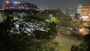 미분류 이미지, 2/13장, 버튼