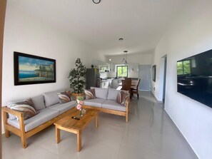 Living area - Cozy Coastal Retreat in Cabrera – Perfect for Families & Friends (Cabrera)