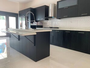 Fridge, microwave, oven, stovetop - Luxurious Bright and Stylish, 7 Bedroom Villa (Sosúa)