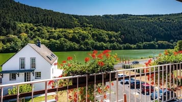 Double Room, River View | Property grounds