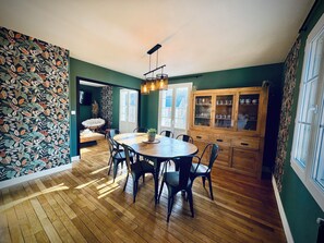 Dining - Gîte "Au Bord de Vire (Pont-Hébert)