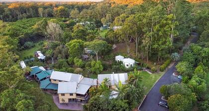 Glass House Mountains Ecolodge (Private Lodge Booking)