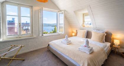 Charmantes Haus mit Seeblick in Zürich Kilchberg | Zürich | Familie | Hunde